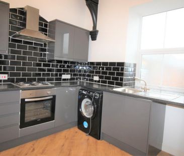 2 bedroom apartment to rent - Photo 2