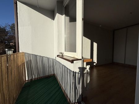 M3 z balkonem ul.Wyzwolenia! - Zdjęcie 2