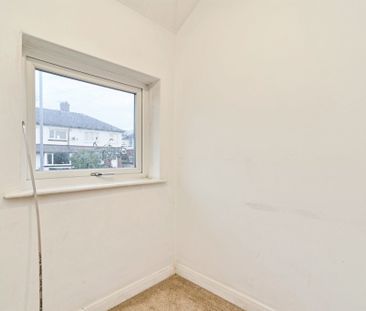 Burley Wood Crescent, Leeds - Photo 4