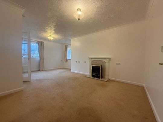 2 bedroom flat to rent - Photo 1
