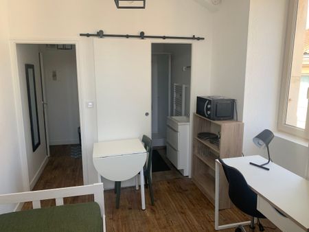 "LE FOCH" - Location Appartement poitiers : 14.76 m2 - Photo 3