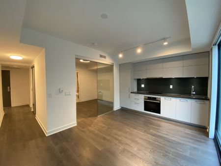 For Lease - 188 Cumberland Street Unit# 1407, Toronto, Ontario - Photo 3