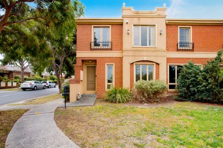 9 Garden Close, Kingsbury, Melbourne - Photo 2