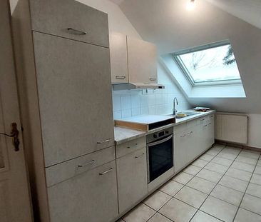 Appartement T2 - Chauffage et eau chaude compris - Stationnement so... - Photo 3