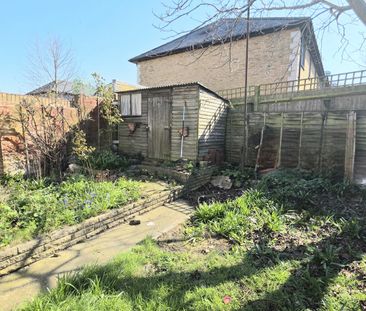 Canterbury road, Gravesend, DA12 - Photo 1