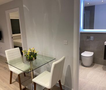 1 Bed Flat, Liverpool Road, LU1 - Photo 2