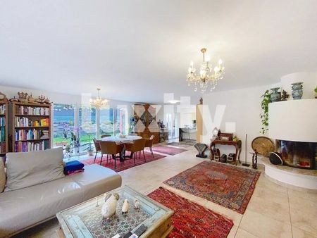 Superb Semi-Detached House with Private Garden in Versoix-A Haven of Peace a Stone's Throw from the Park - Photo 5