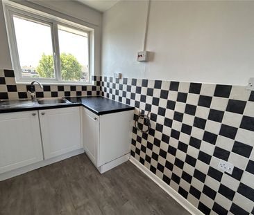 Pine Tree Close, Bridgwater, Somerset, TA6 - Photo 2