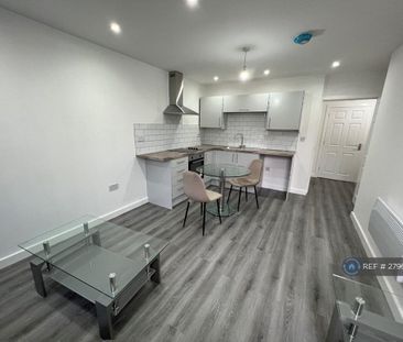 1 bedroom flat to rent - Photo 5