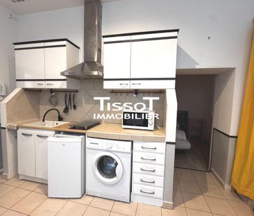 Location Appartement 1 pièce 28m² NIMES 30000 - Photo 3