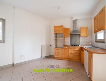 Appartement type atelier en hypercentre - Photo 5