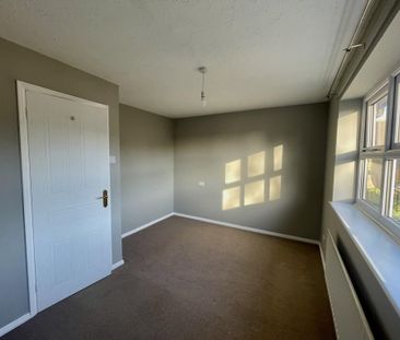 2 bedroom semi-detached house to rent - Photo 5