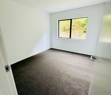 Brand New, Spacious & Pet-Friendly – Wainui's Best - Photo 5