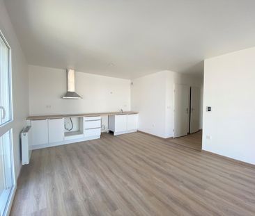 location Appartement T3 DE 62.49m² À AMIENS - Photo 2