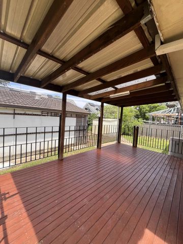 THREE BEDROOM HOME PLUS TEENAGE RETREAT - Photo 4