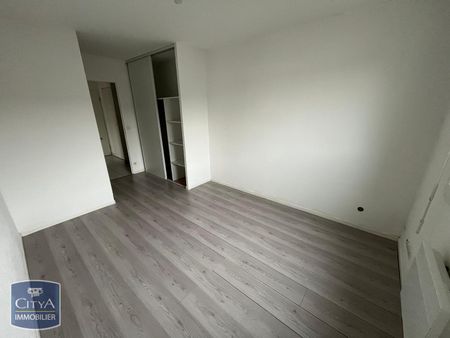 Location Appartement 2 pièces 55m² LOUVROIL 59720 - Photo 3