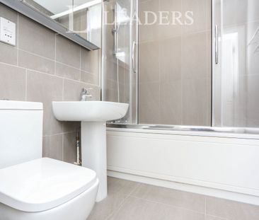 1 bedroom apartment to rent Great Suffolk Street, London, SE1 - Photo 2