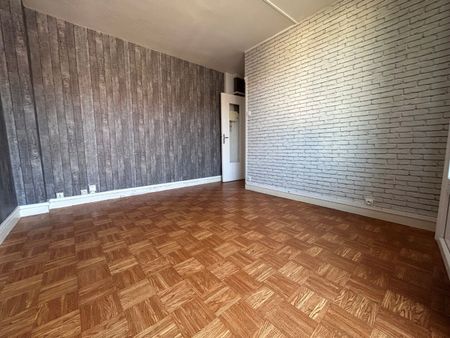 Appartement À Louer 2 Pièces , 38 M² - Photo 4