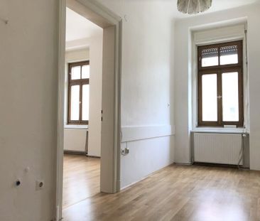 PROVISIONSFREI – Schöne, WG-geeignete 4-Zimmer-Altbauwohnung mit Ba... - Foto 3