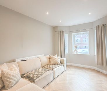 2 bedroom detached house to rent - Photo 2