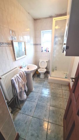 1 Bedroom to Rent in a 5 bedroom HMO - Photo 2