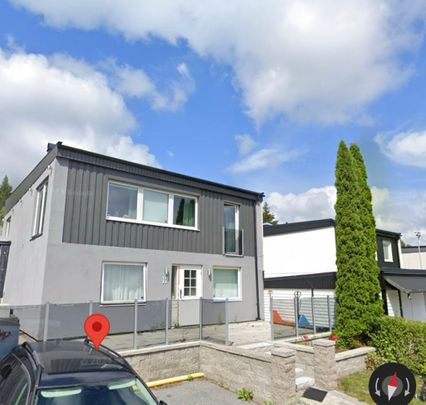 Tussilagostigen, Rönninge - Photo 1