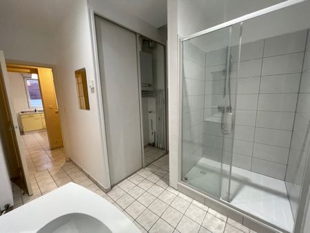 Location Appartement 2 pièces 47m² - Photo 2