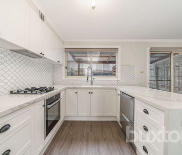 43 Kierens Way, Chadstone VIC 3148 - Townhouse For Rent | Domain - Photo 1