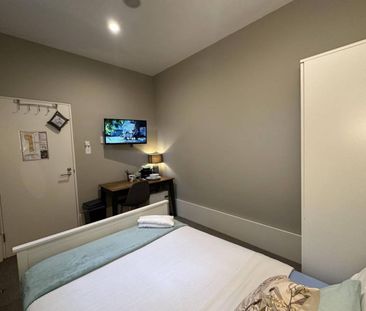 Private Room Walk to North Sydney Station and Greenwood Plaza in 8 Min - Photo 2