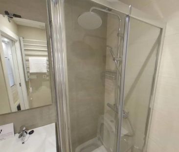 Piso de alquiler en Calle de Gutierre de Cetina, Pueblo Nuevo - Photo 5