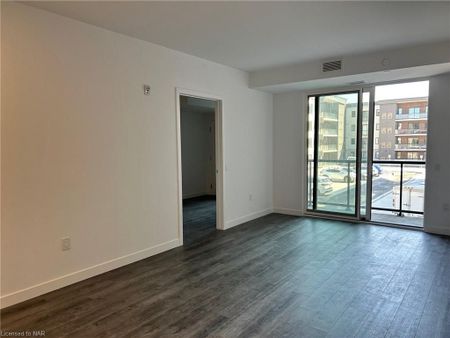 For Lease - 7549B KALAR Road Unit# 213, Niagara Falls, Ontario - Photo 4