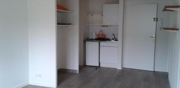 Location Appartement 2 pièces 33m² NANTES 44000 - Photo 2