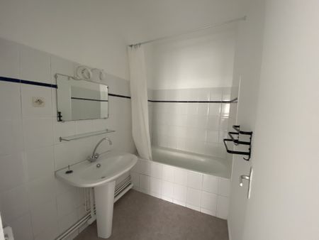 Location Appartement 2 pièces 52m² REIMS 51100 - Photo 4