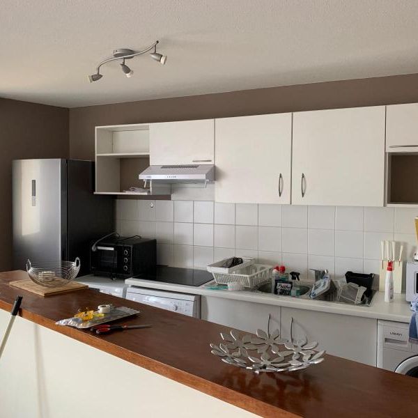 Location Appartement 3 pièces 67m² BORDEAUX 33000 - Photo 1