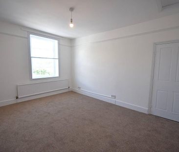 3 bedroom house to rent - Photo 2