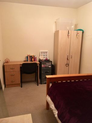 Wynnstay Grove Manchester - Photo 1