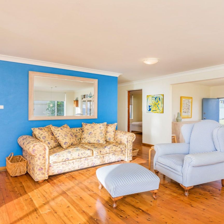 FURNISHED HOUSE IN DALMENY - Photo 1