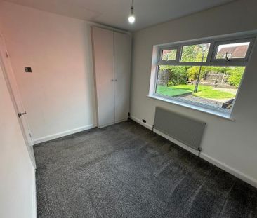 4 bedroom semi-detached bungalow to rent - Photo 3