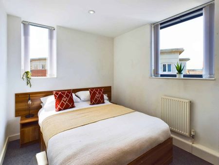 2 Bed Apartment Balcony - Photo 3