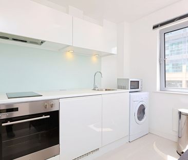 1 bedroom apartment to rent - Photo 4