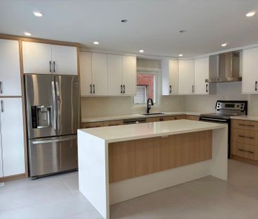 For Lease - 39 Coppard Avenue, Markham, Ontario - Photo 2