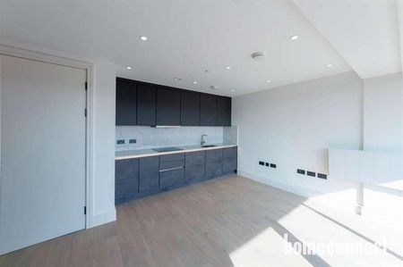 Colts Village Apartments, Barking Road, London, E6 - Photo 4