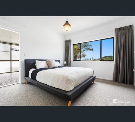 63 Tweed Street, Coolangatta, Qld 4225 - Photo 1