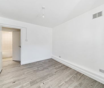 Northumberland Park, LONDON - Photo 2