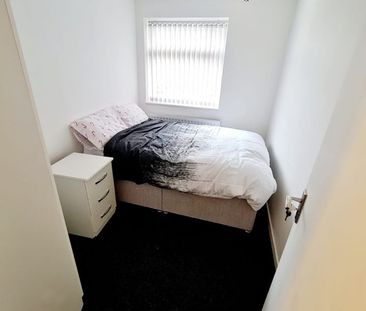 Room in a Shared House, Glendale Drive, B33 - Photo 6