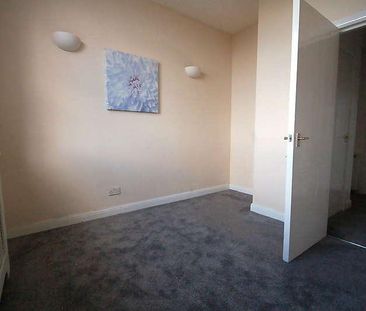 Manor Road, Woodley, SK6 - Photo 5