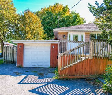 For Lease - 166 Cherrywood Drive Unit# Upper Level, Newmarket, Ontario - Photo 2