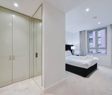 3 bedroom flat to rent - Photo 4