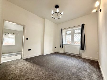 Third Gardens, Dumbreck, G41 5NF - Photo 2