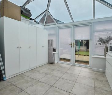 Harlow, Essex - Photo 3